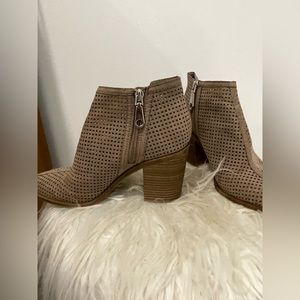 Dolce Vita Booties